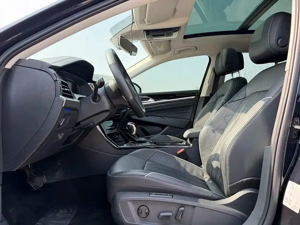 Volkswagen Passat — фото 9
