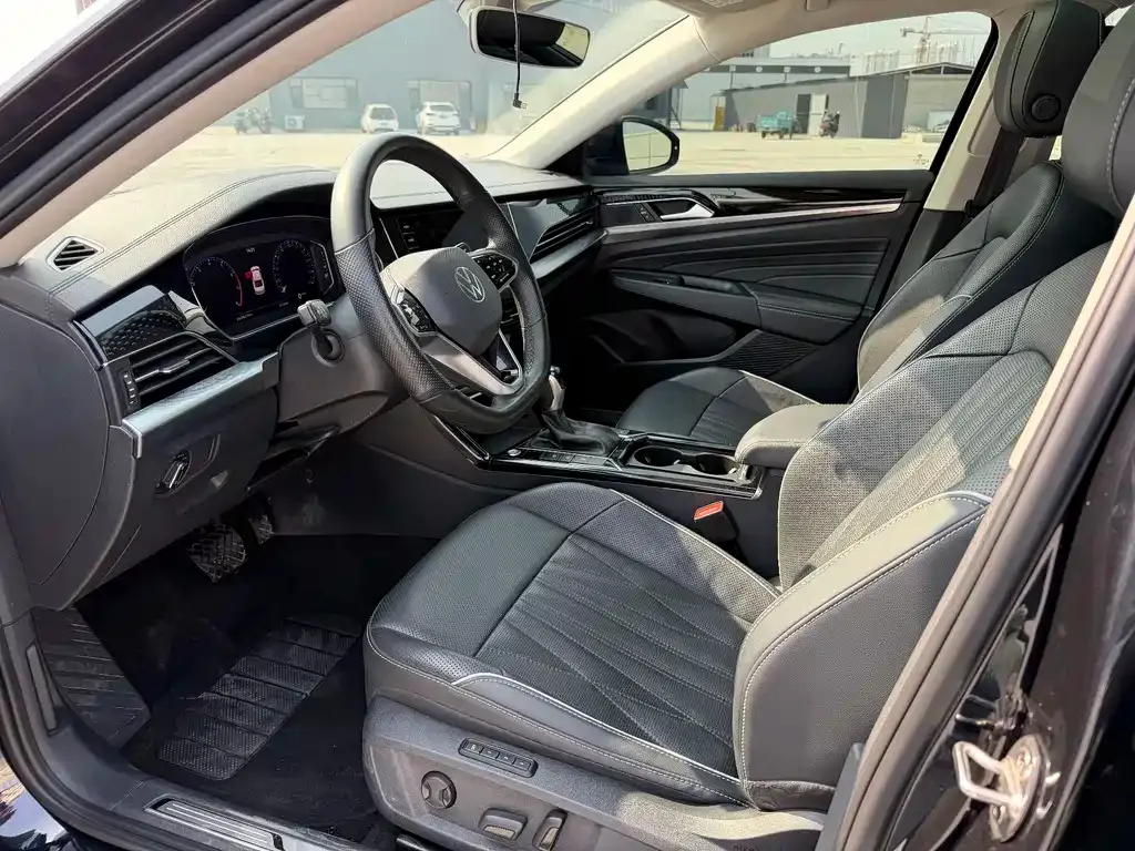 Volkswagen Passat — фото 6