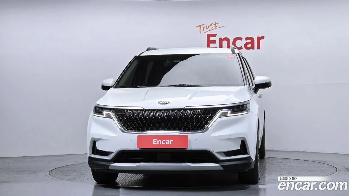 Kia Carnival — фото 2