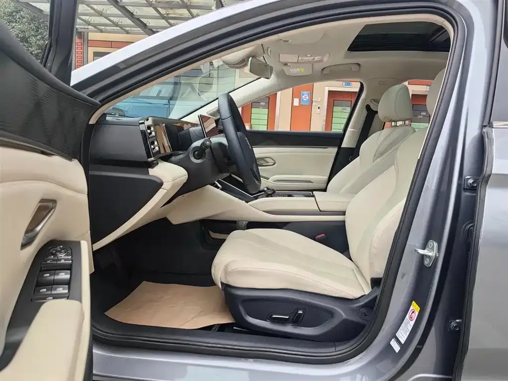 BYD Qin L — фото 2