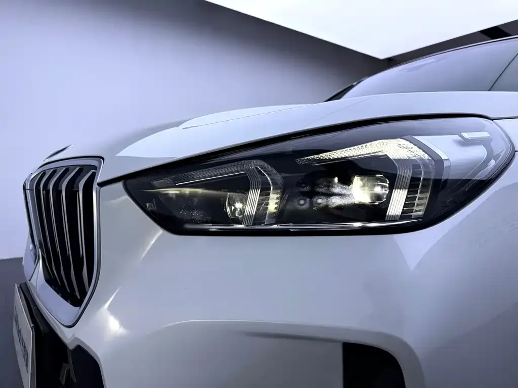 BMW X1 — фото 4