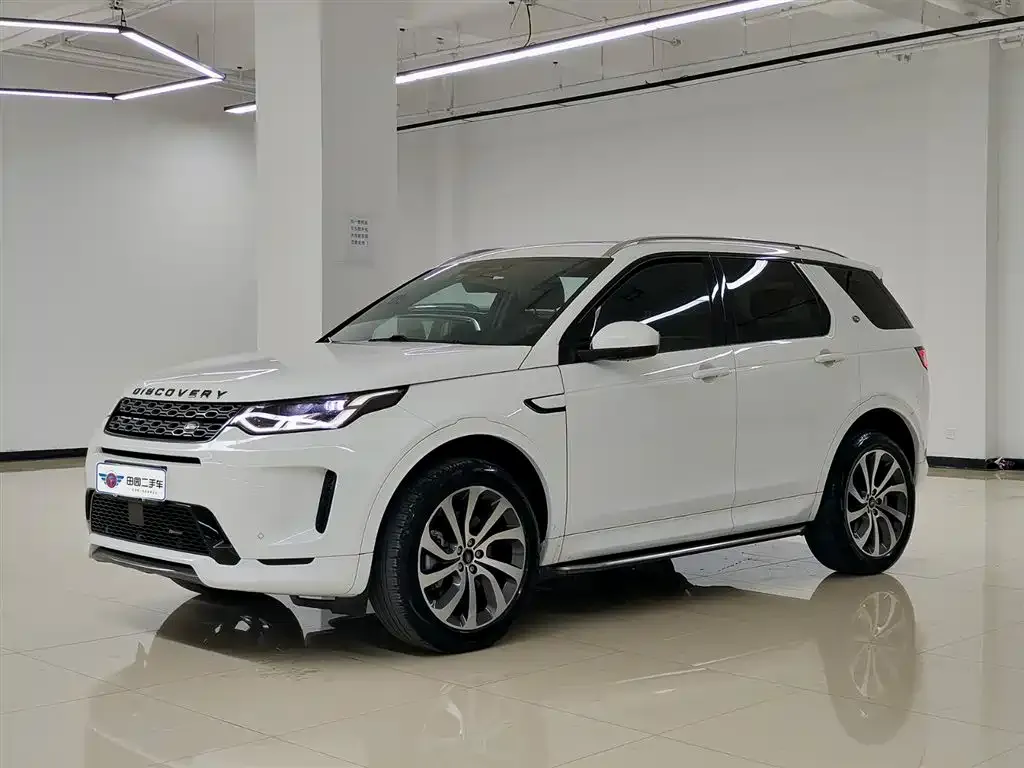 Land Rover Discovery Sport — фото 1