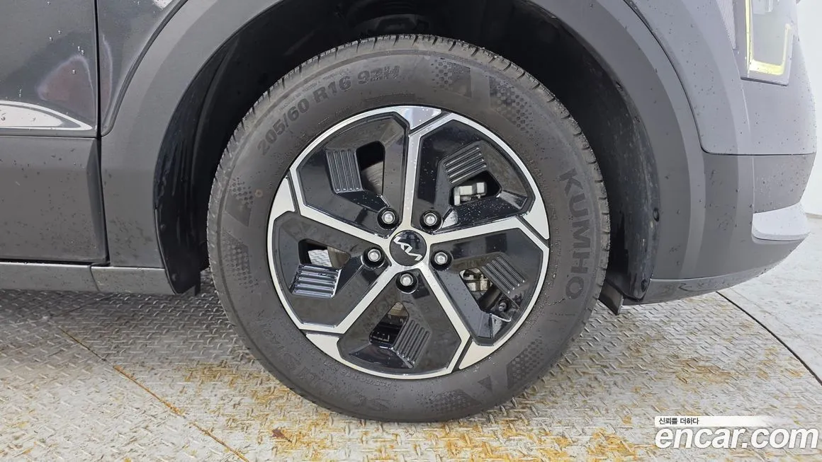 Kia Niro — фото 3