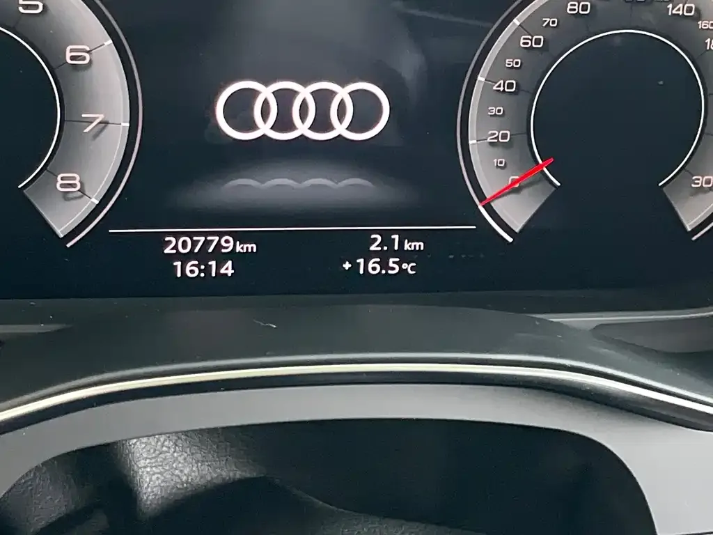 Audi A6L — фото 5