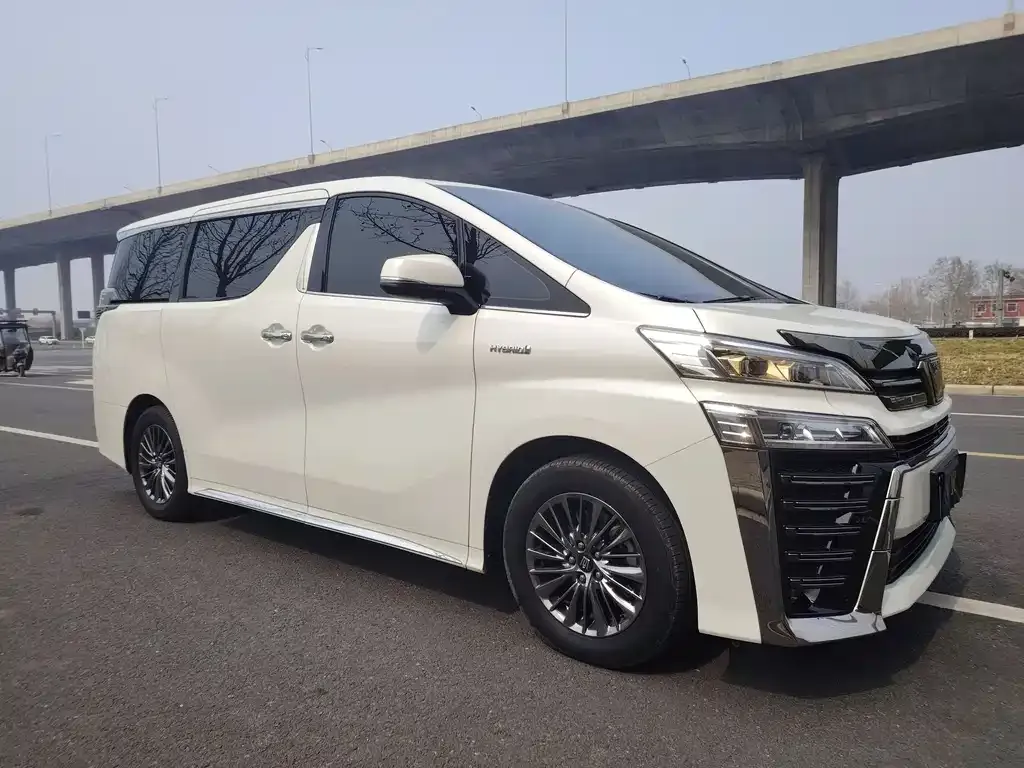 Toyota Vellfire — фото 7