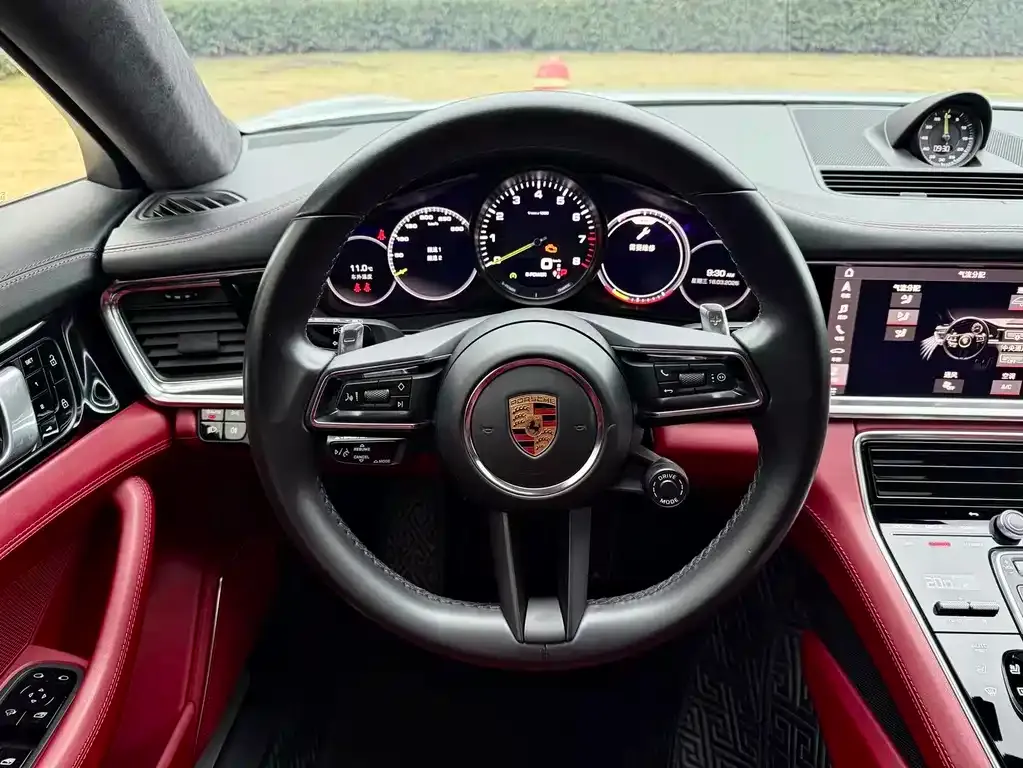 Porsche Panamera Hybrid — фото 6