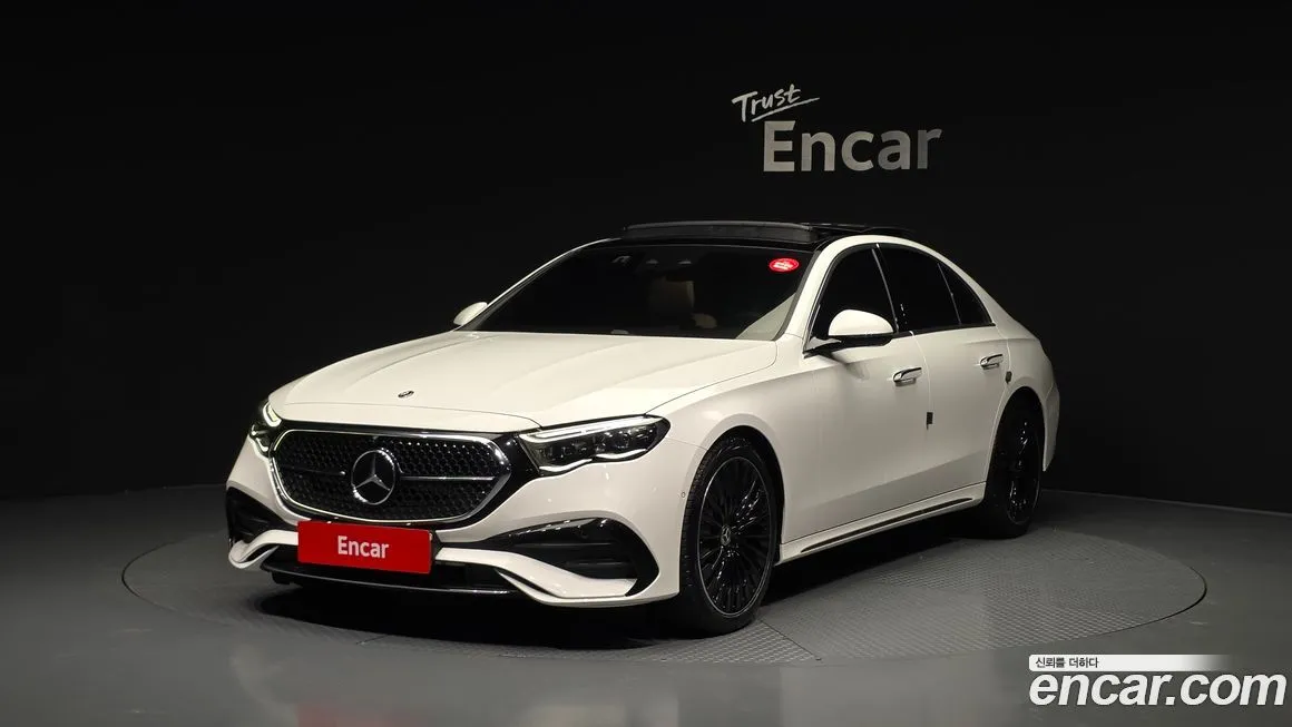 Mercedes-Benz E-Class — фото 1