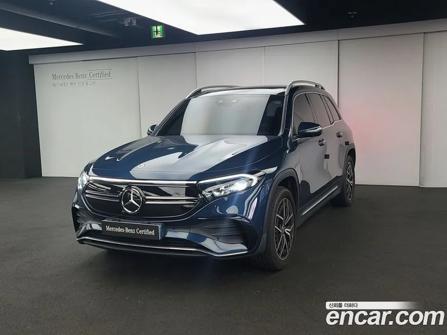 Mercedes-Benz EQB — фото 1