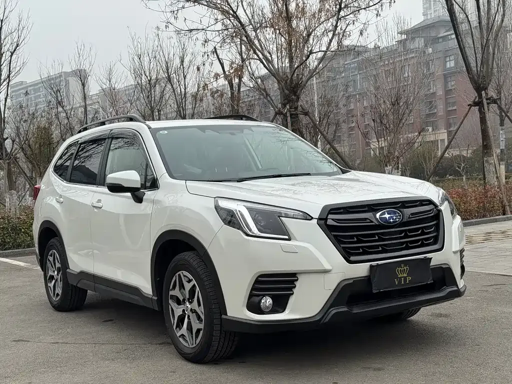 Subaru Forester — фото 7