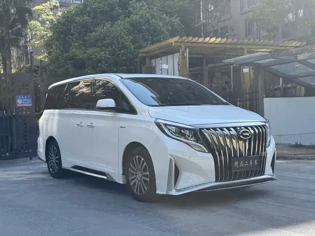 GAC Motor Trumpchi M8 — фото 2