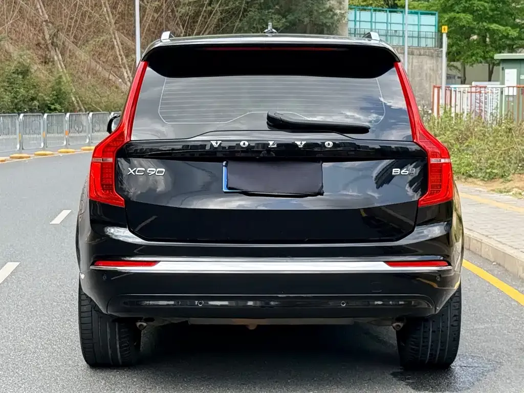 Volvo XC90 — фото 4