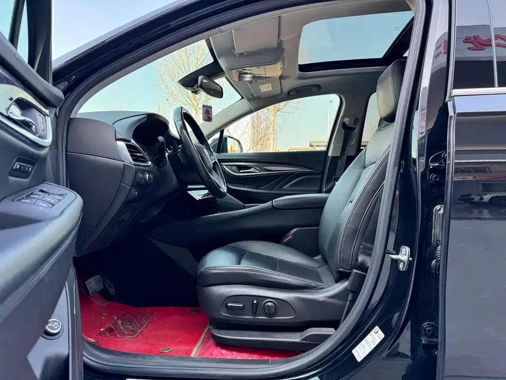 Buick Enclave — фото 10