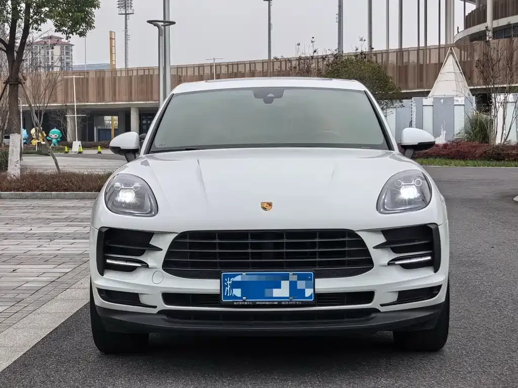 Porsche Macan — фото 8