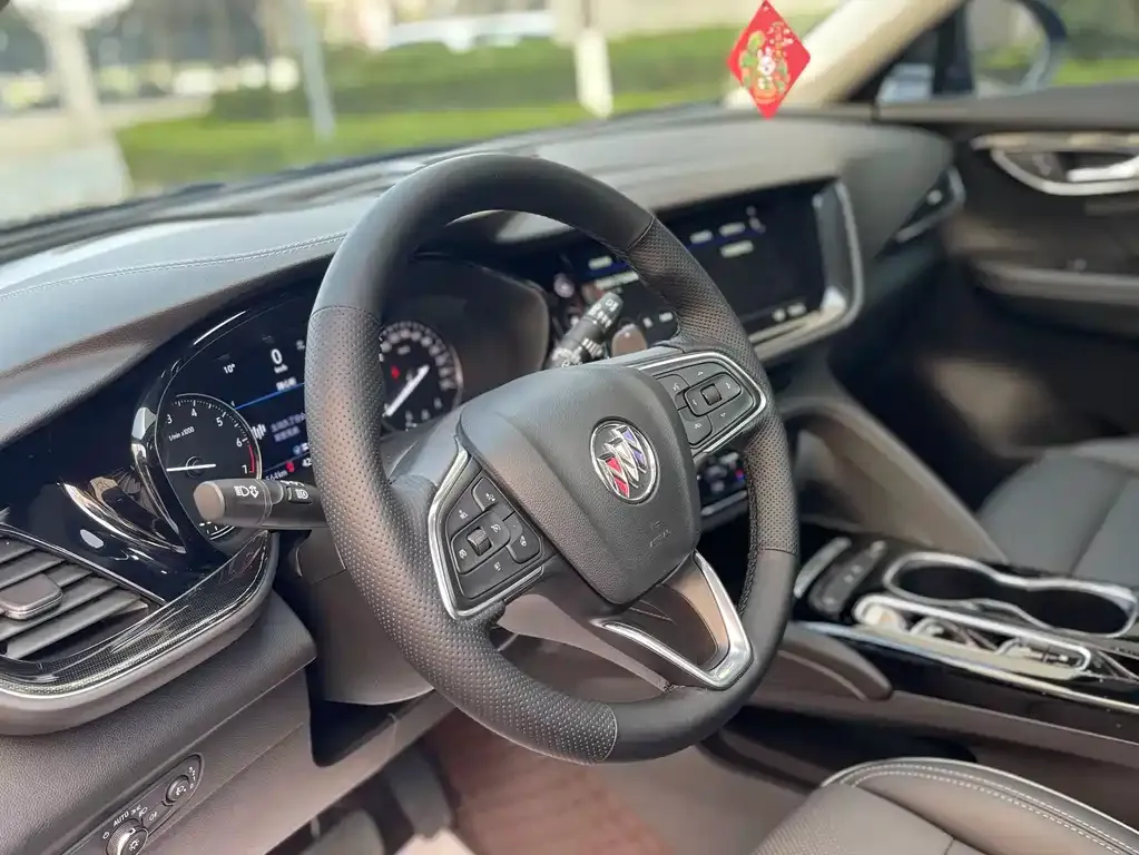 Buick Envision Plus — фото 6
