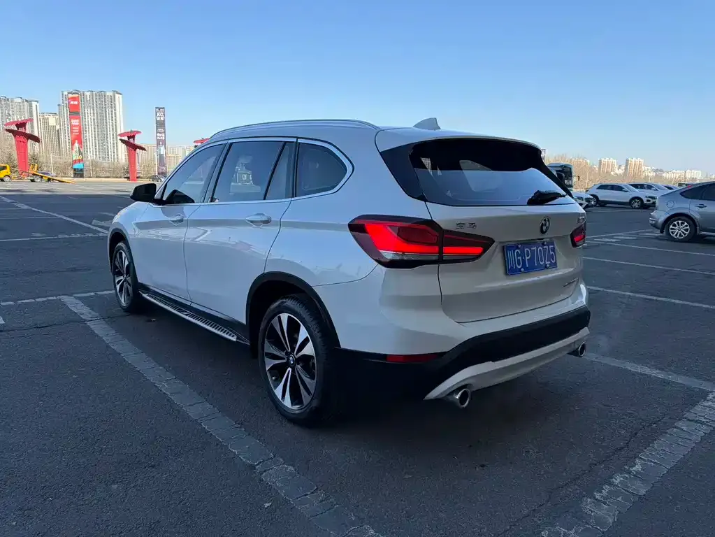 BMW X1 — фото 4