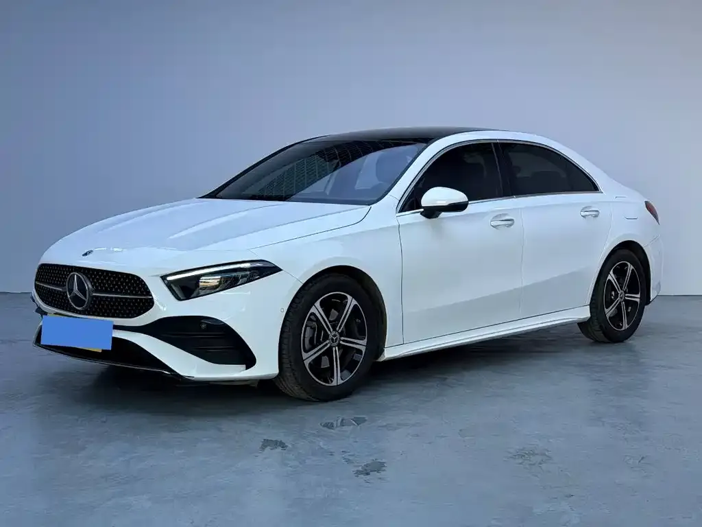Mercedes-Benz A-Class — фото 1