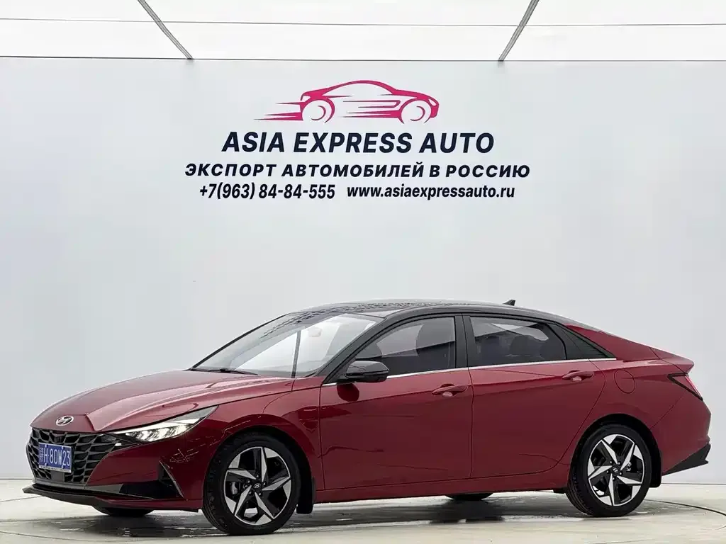 Hyundai Elantra — фото 1