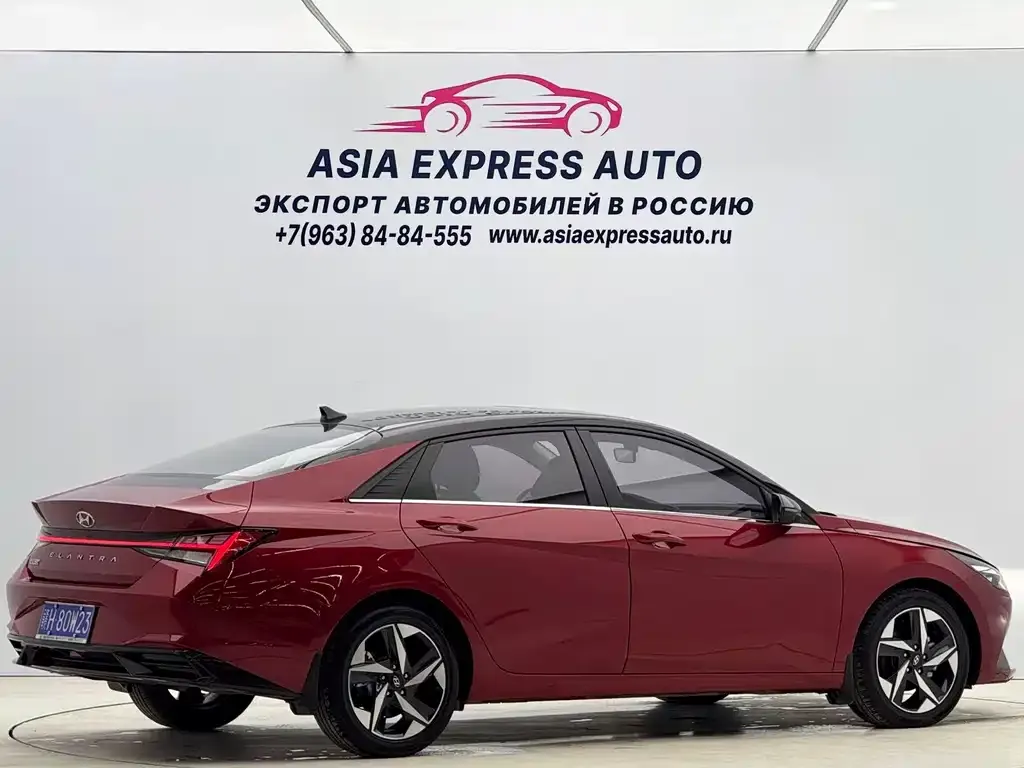 Hyundai Elantra — фото 8