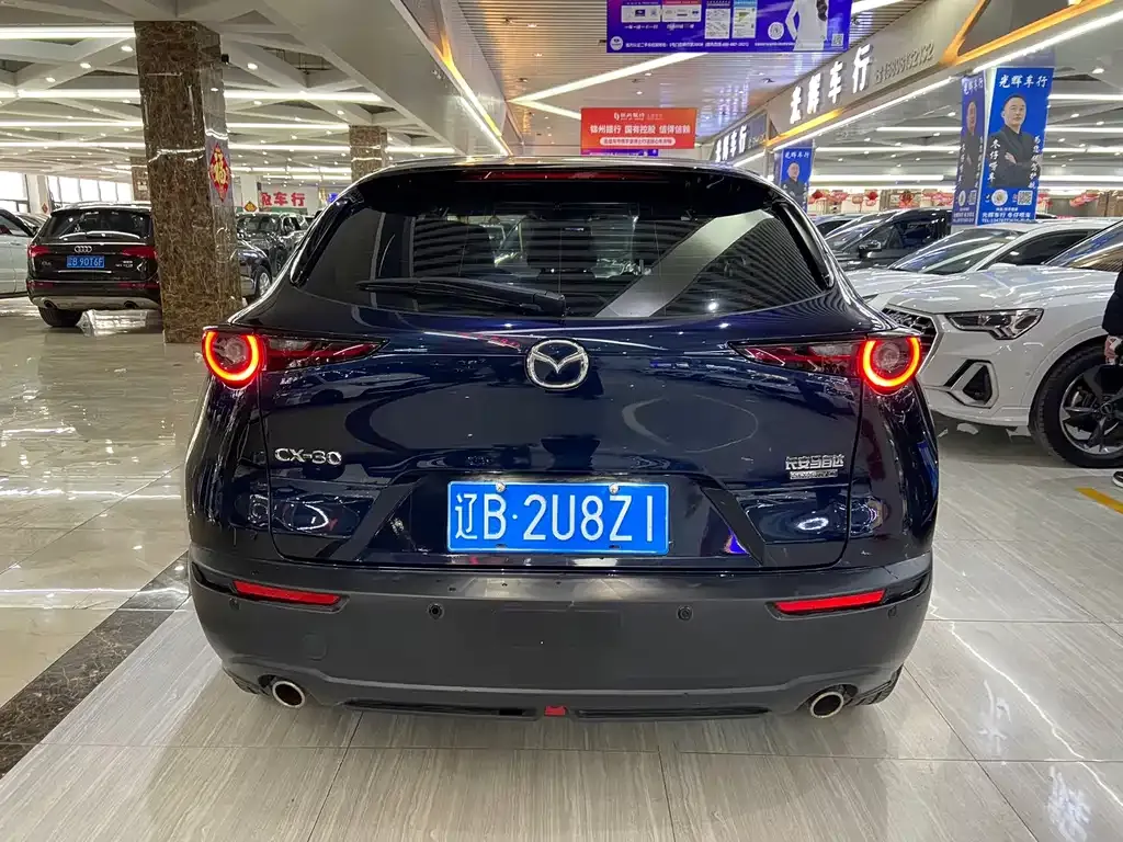 Mazda CX-30 — фото 4