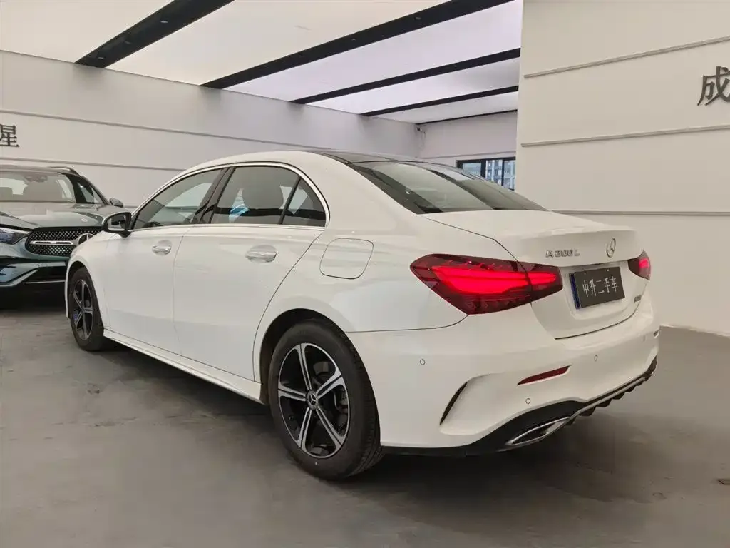 Mercedes-Benz A-Class — фото 10