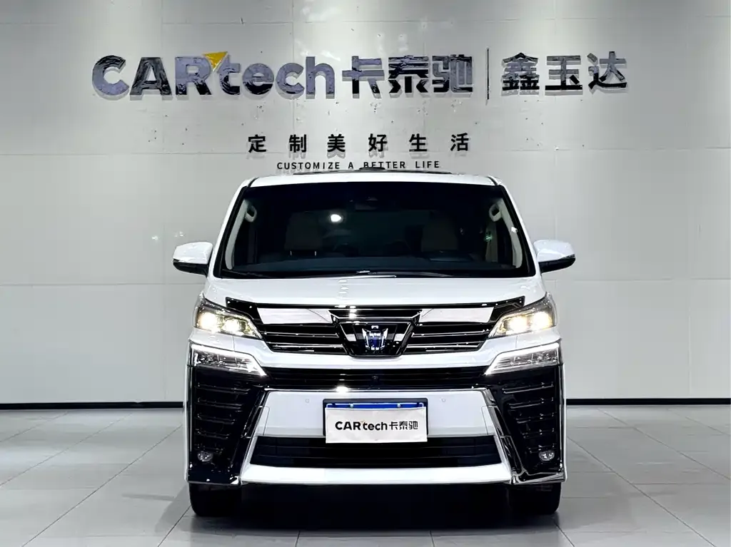 Toyota Vellfire — фото 4