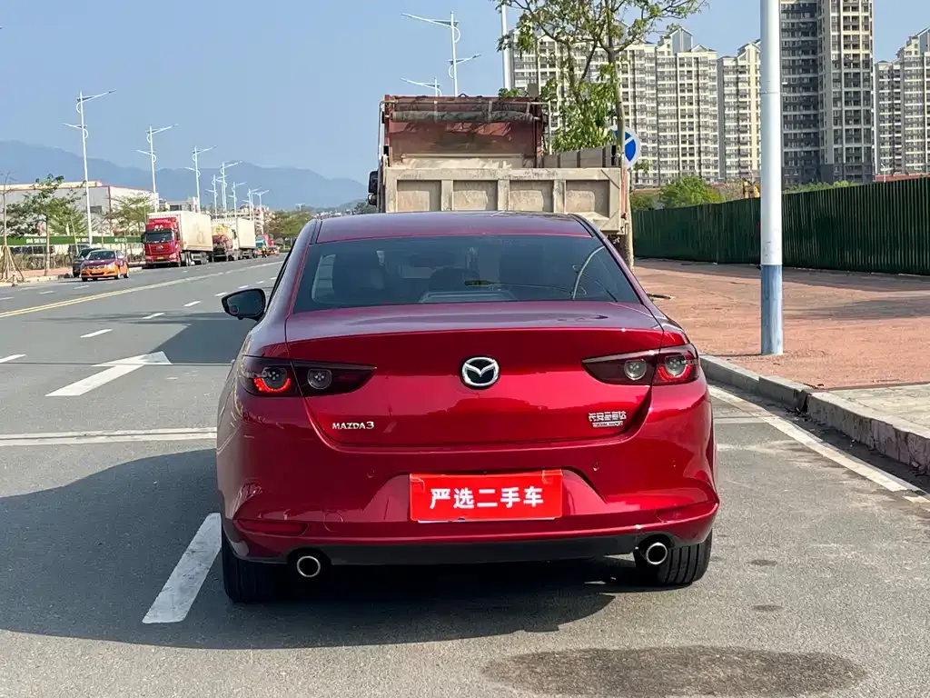 Mazda 3 Axela — фото 4