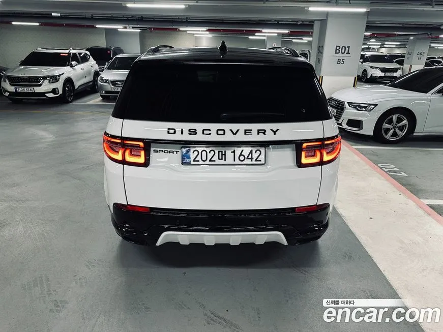 Land Rover Discovery Sport — фото 2