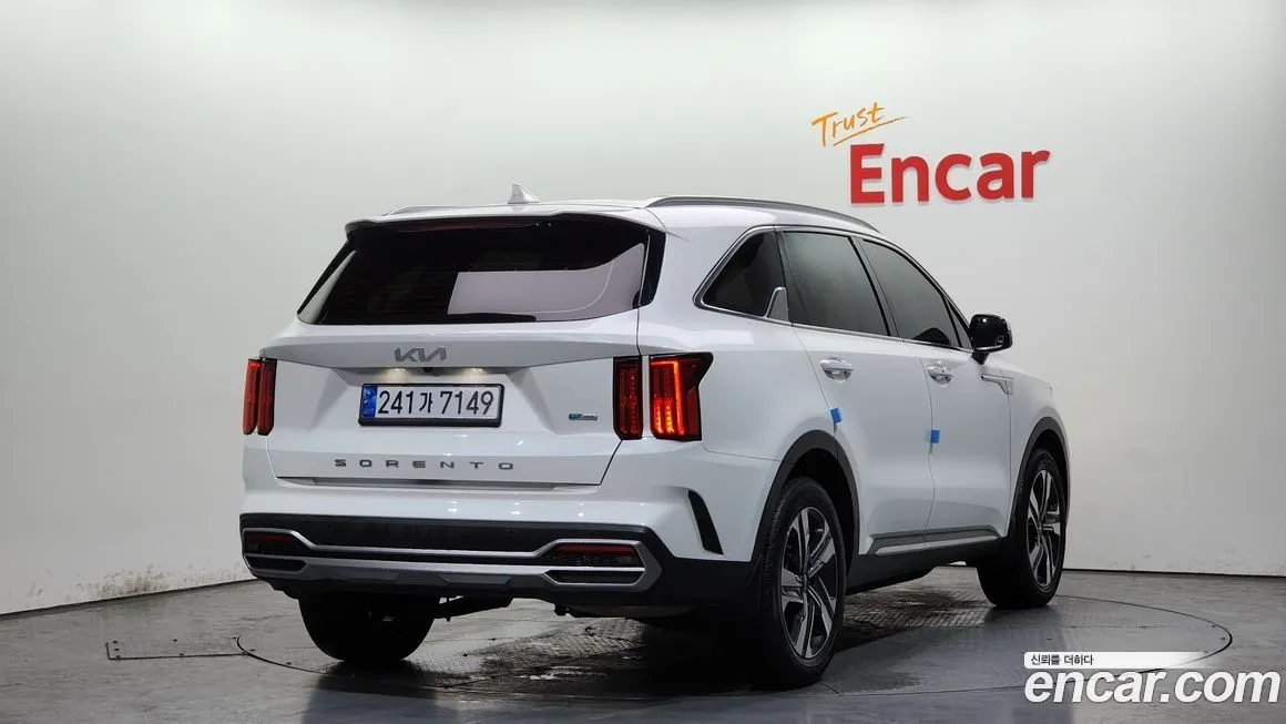 Kia Sorento — фото 4