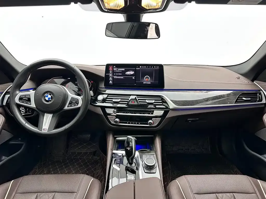 BMW 5 Series — фото 10