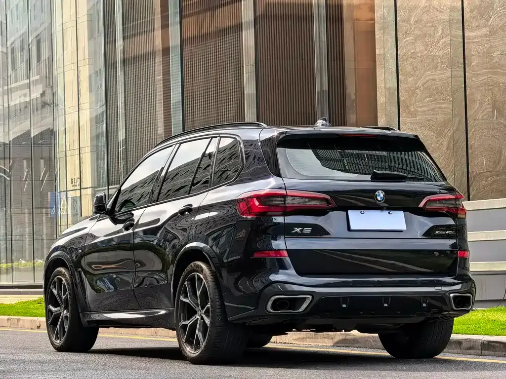 BMW X5 (Import) — фото 7