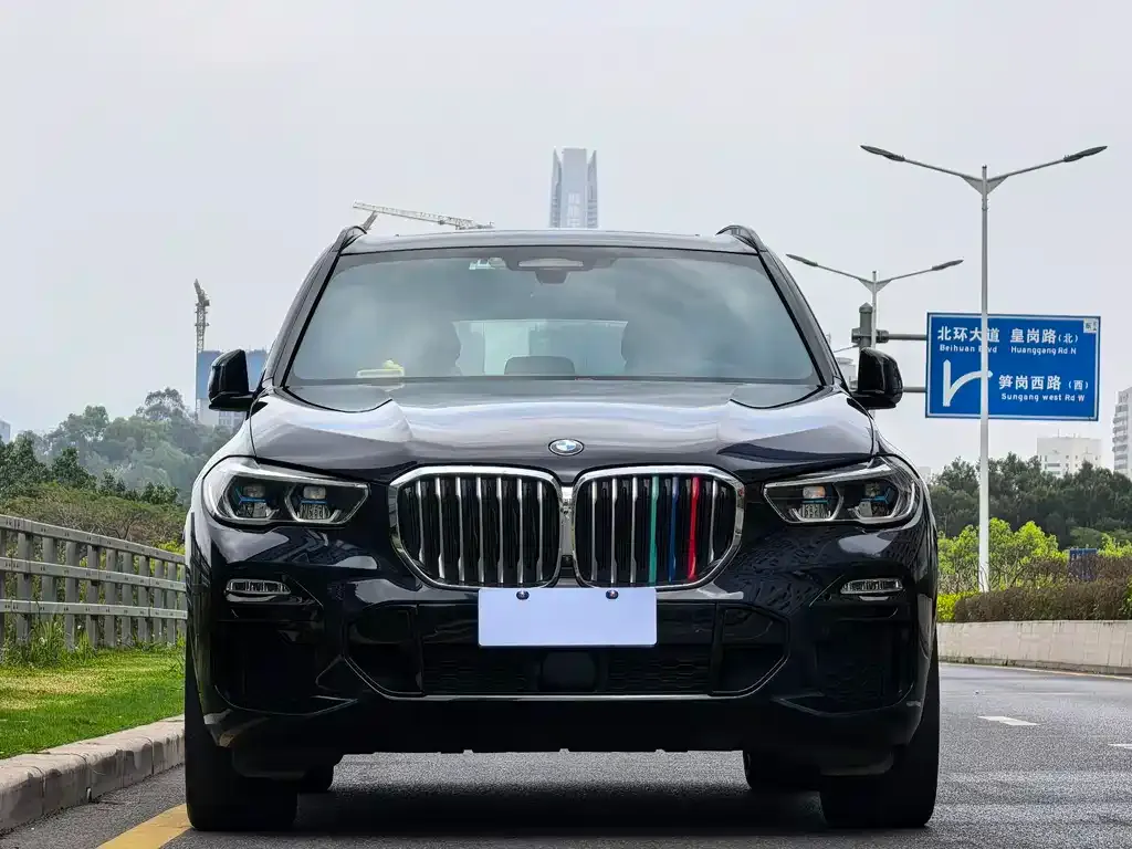 BMW X5 (Import) — фото 5