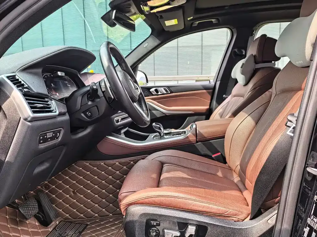 BMW X5 (Import) — фото 3
