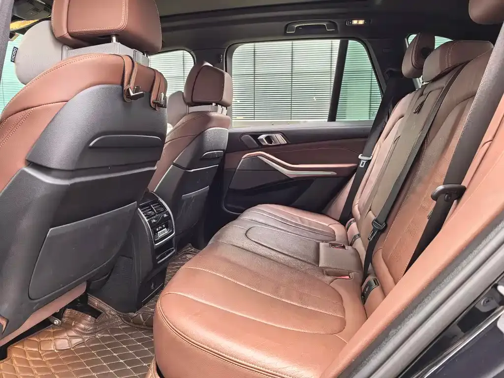 BMW X5 (Import) — фото 10