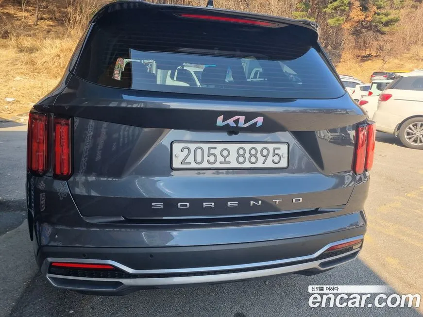 Kia Sorento — фото 5