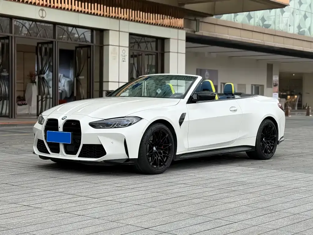 BMW M4 — фото 1