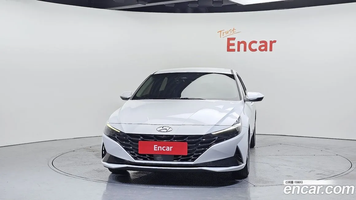 Hyundai AVANTE — фото 3