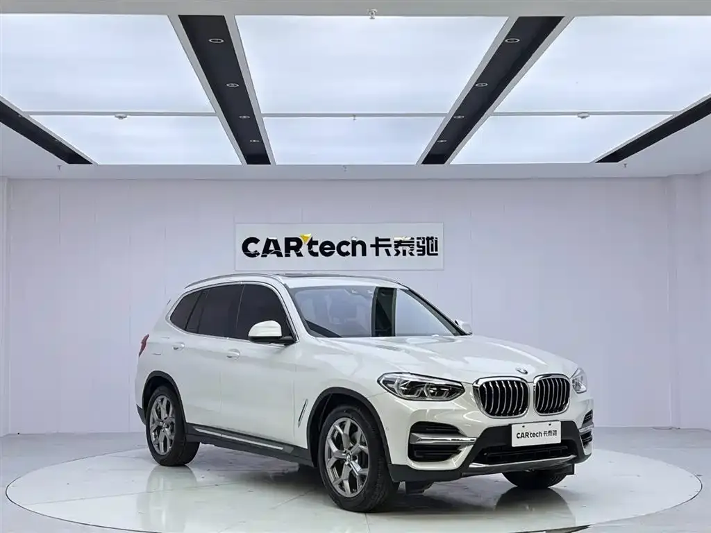 BMW X3 — фото 8