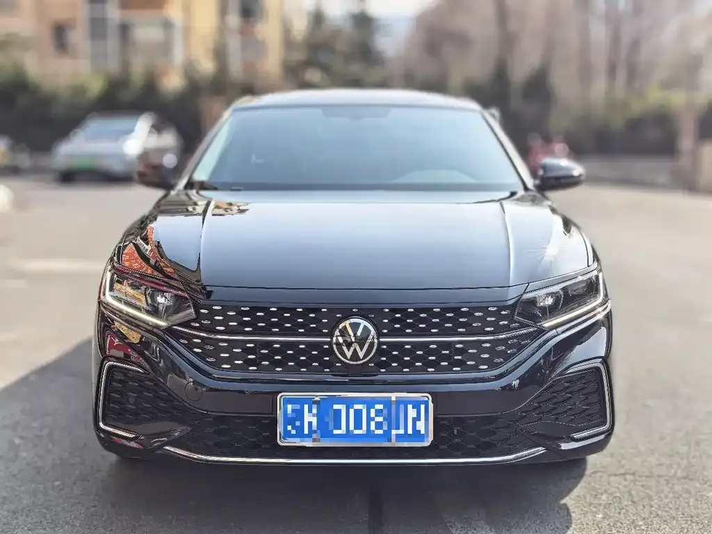 Volkswagen Passat — фото 2