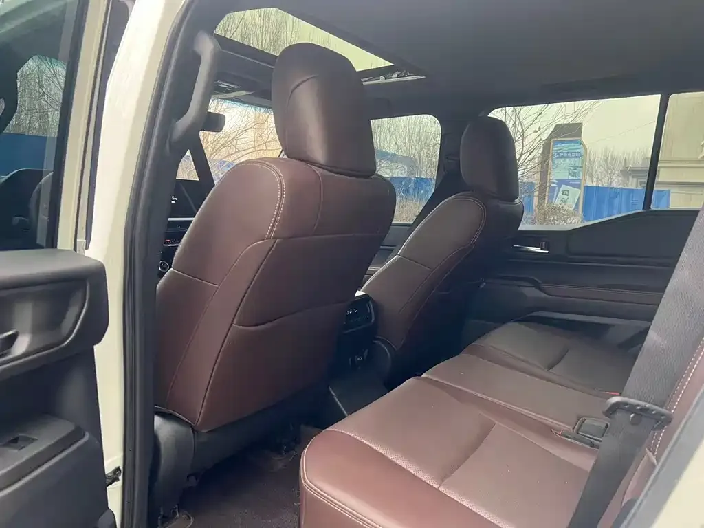 Toyota Prado — фото 3