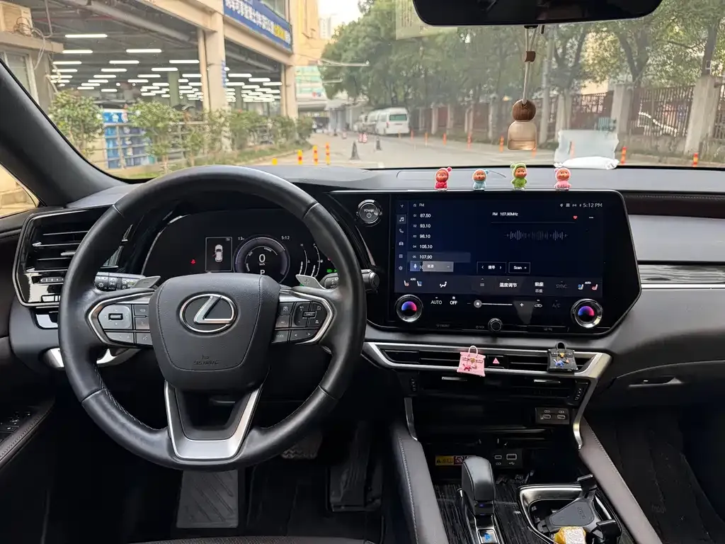 Lexus RX — фото 2