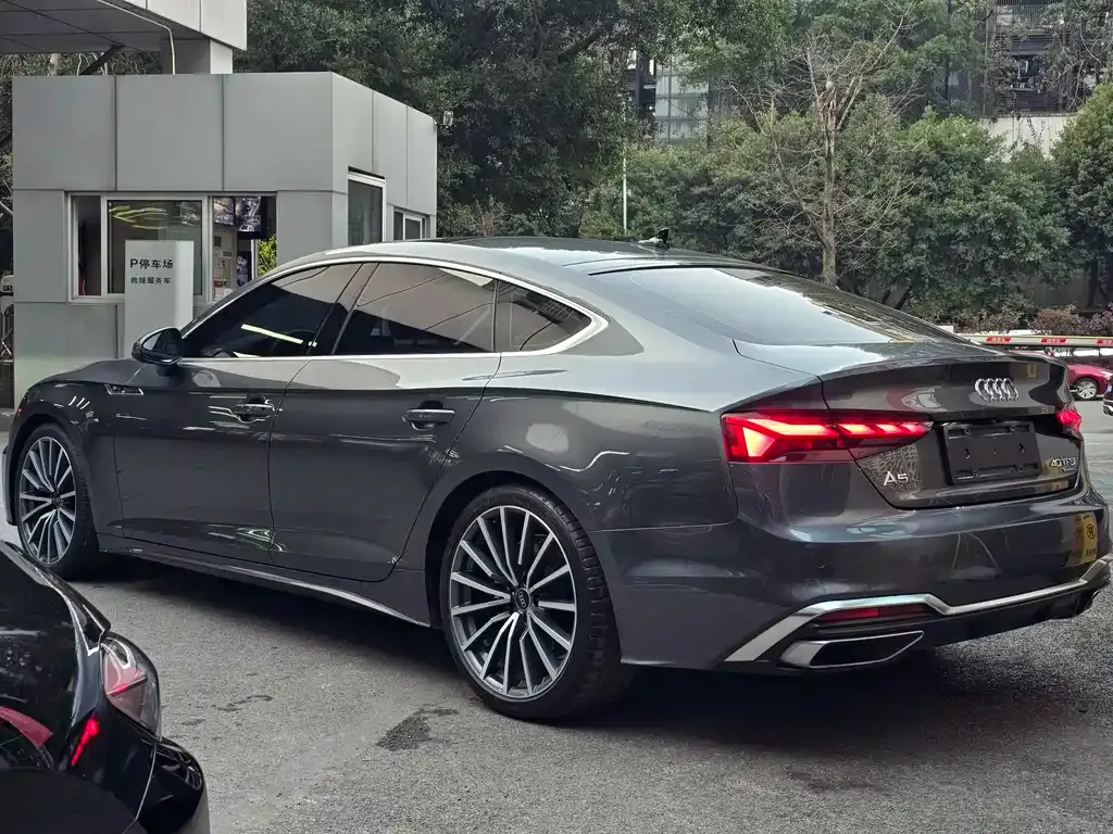 Audi A5 (Import) — фото 9