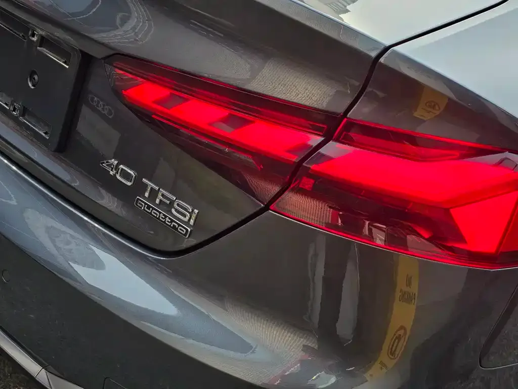 Audi A5 (Import) — фото 2