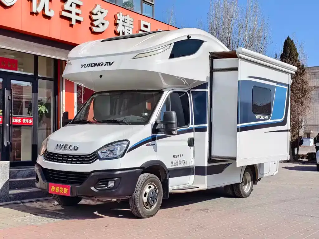 IVECO Ousheng — фото 1