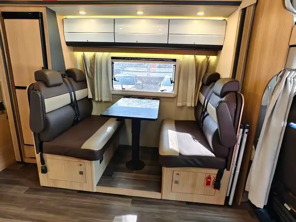 IVECO Ousheng — фото 10