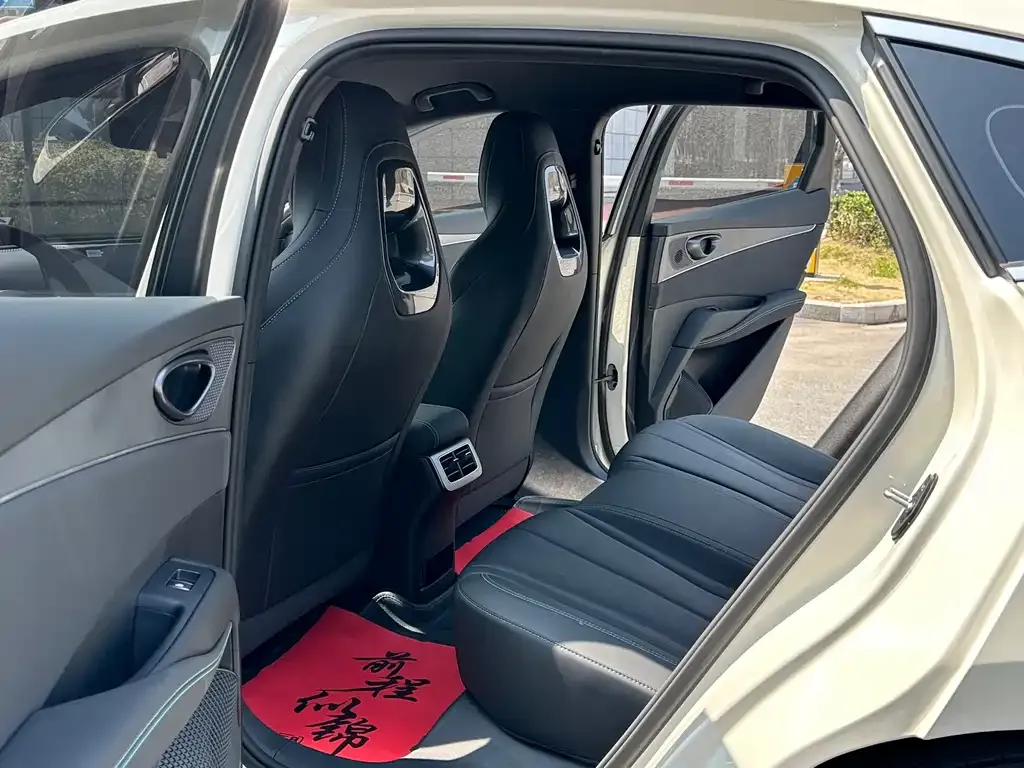 BYD Seal 06 — фото 9