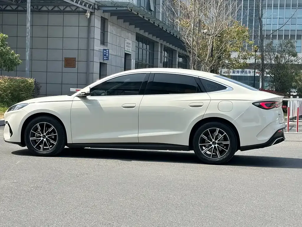 BYD Seal 06 — фото 10