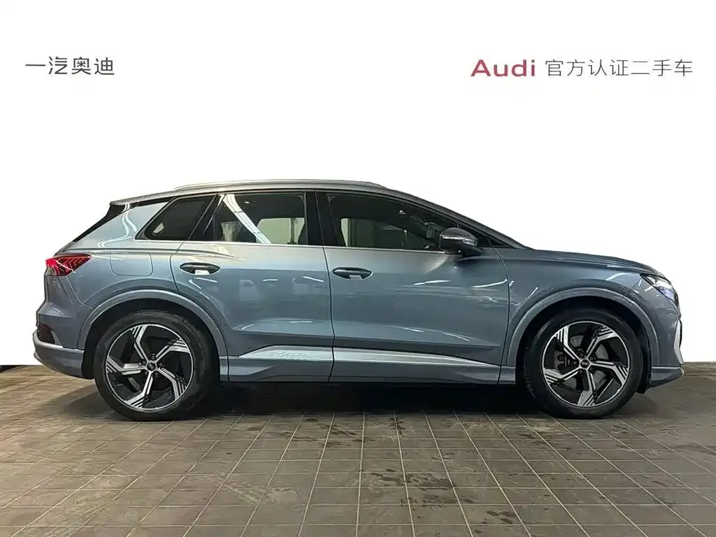 Audi Q4 e-tron — фото 2