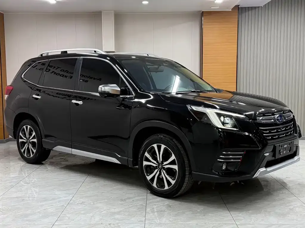 Subaru Forester — фото 3