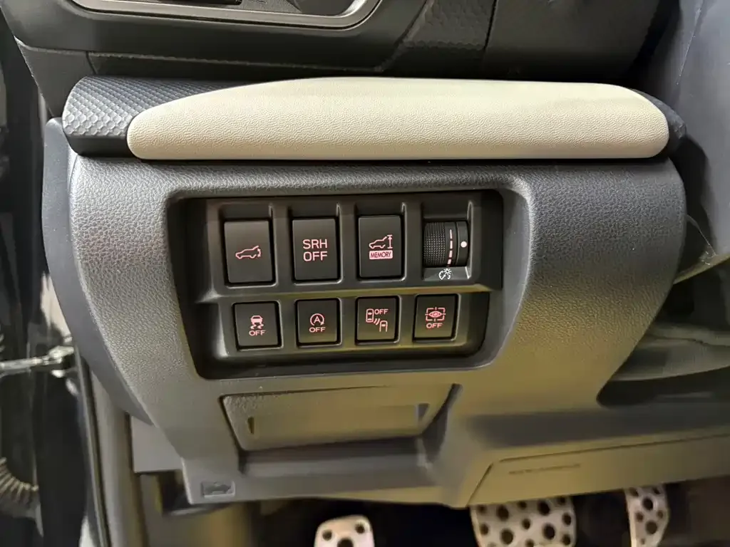 Subaru Forester — фото 10