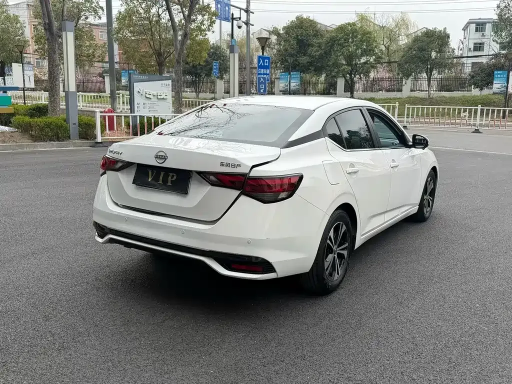 Nissan Sylphy — фото 10